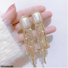 TEDH296 DDJ Pearl Tassel Drop Earrings Pair